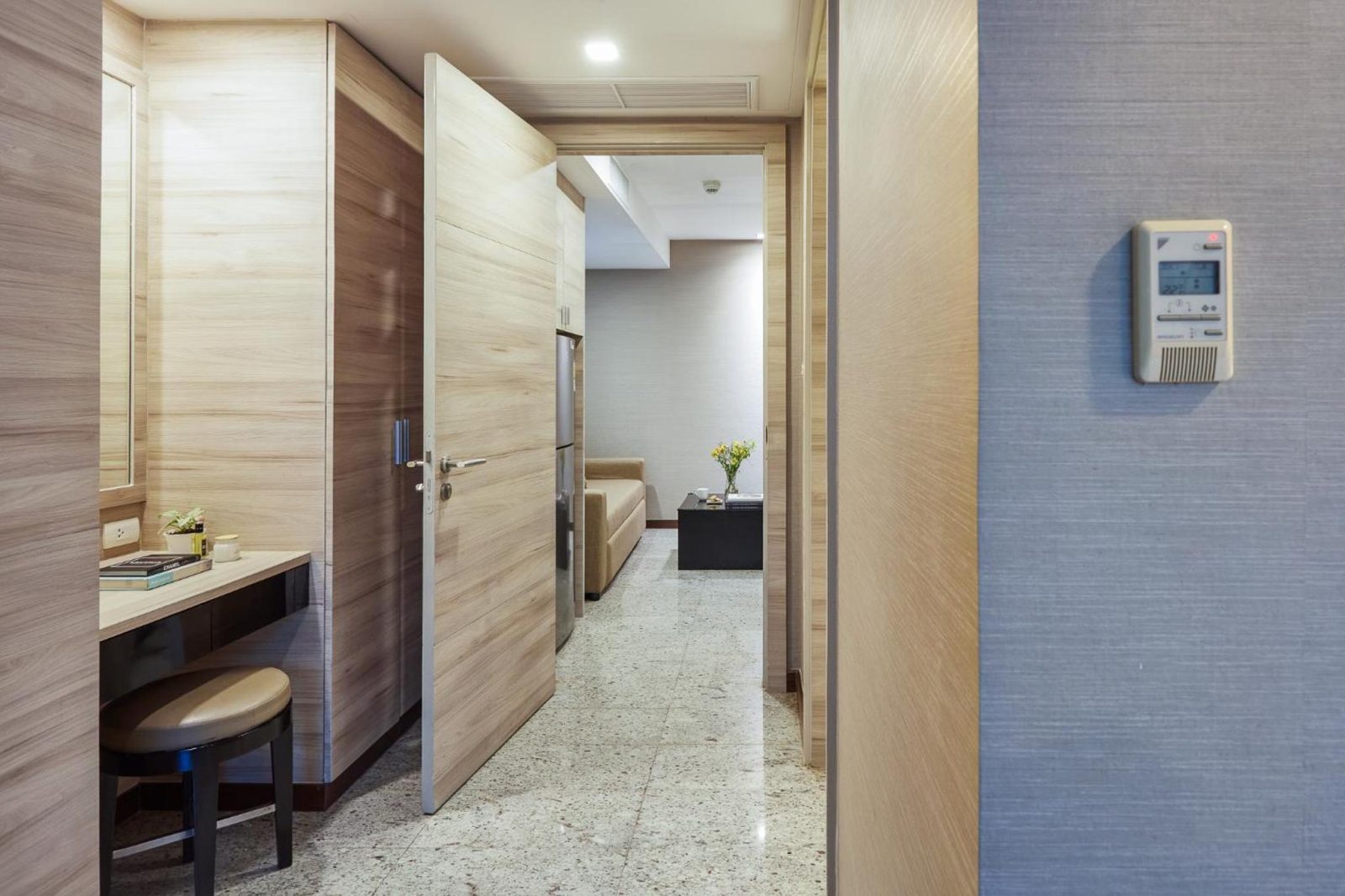 Adelphi Suites Bangkok — photo 6
