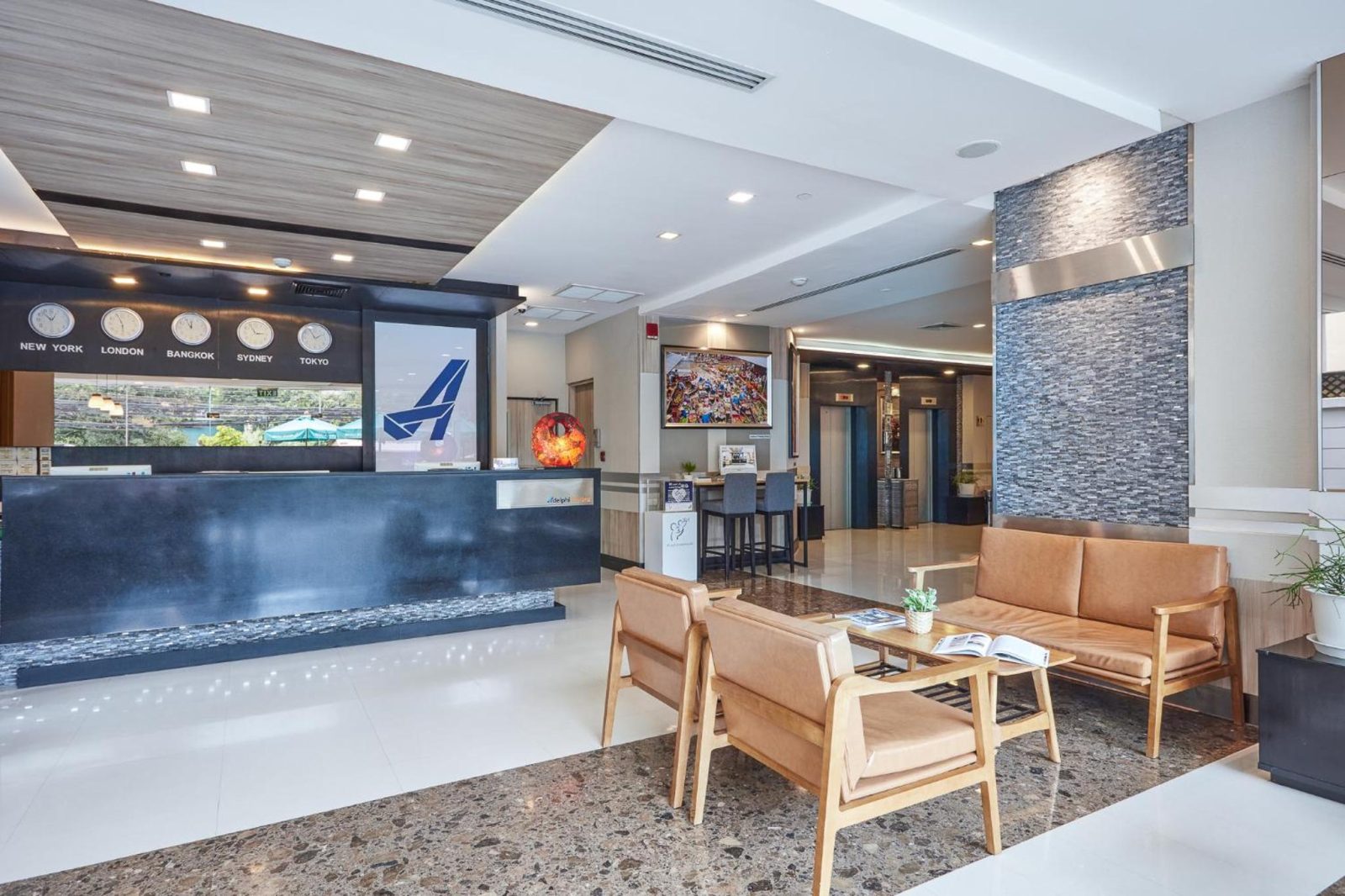 Adelphi Suites Bangkok — photo 3