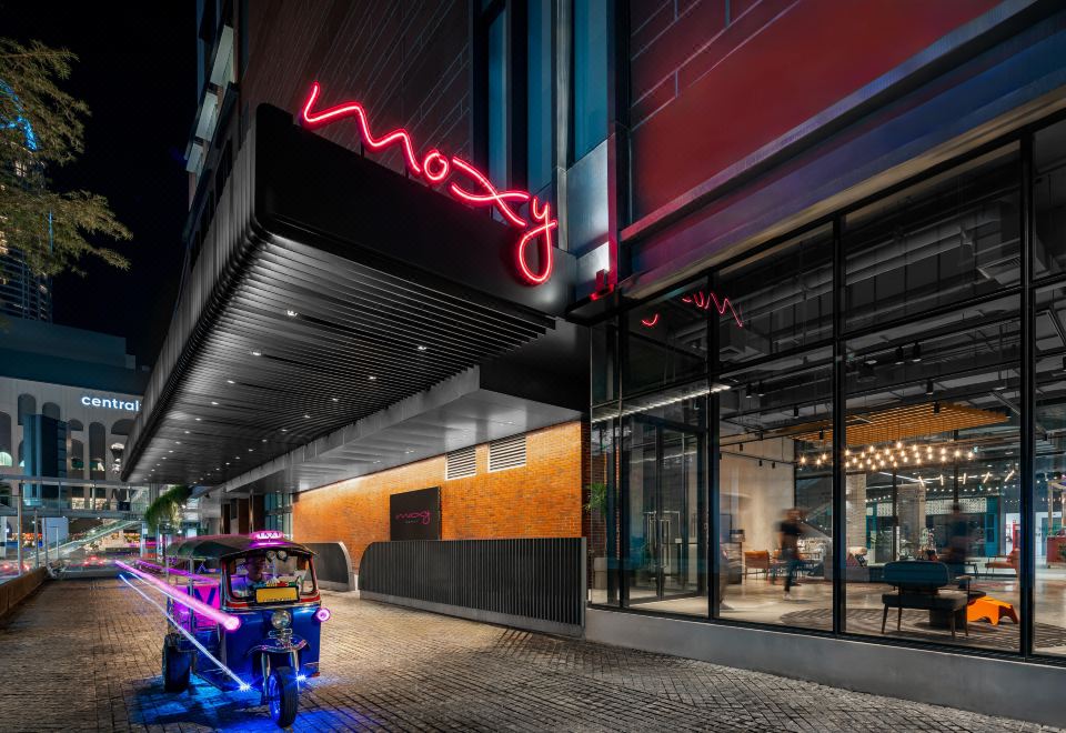 Moxy Bangkok Ratchaprasong
